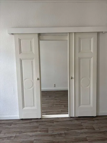 Charmante Altbauwohnung mit Balkon in Weißensee — photo 1